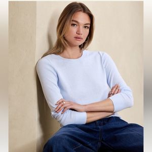 NWOT Banana Republic 100% Merino Wool Sweater - Size L
